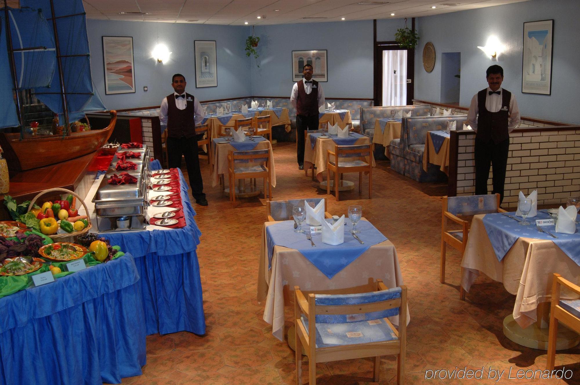 Tulip Inn Downtown Muscat Exteriör bild