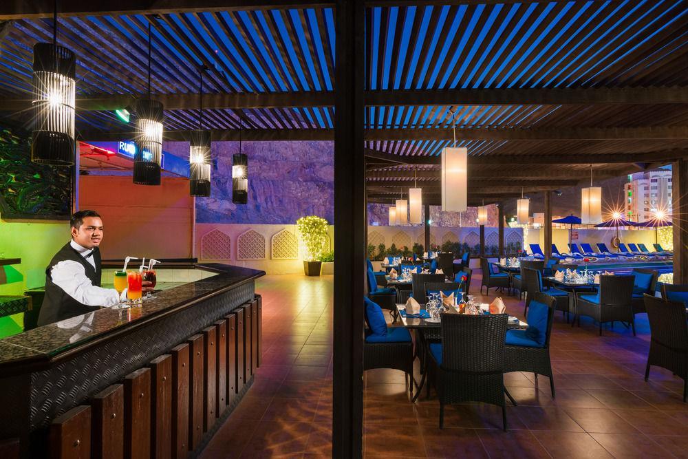 Tulip Inn Downtown Muscat Exteriör bild