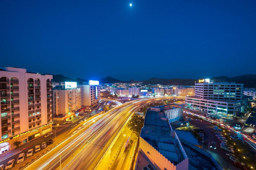 Tulip Inn Downtown Muscat Exteriör bild