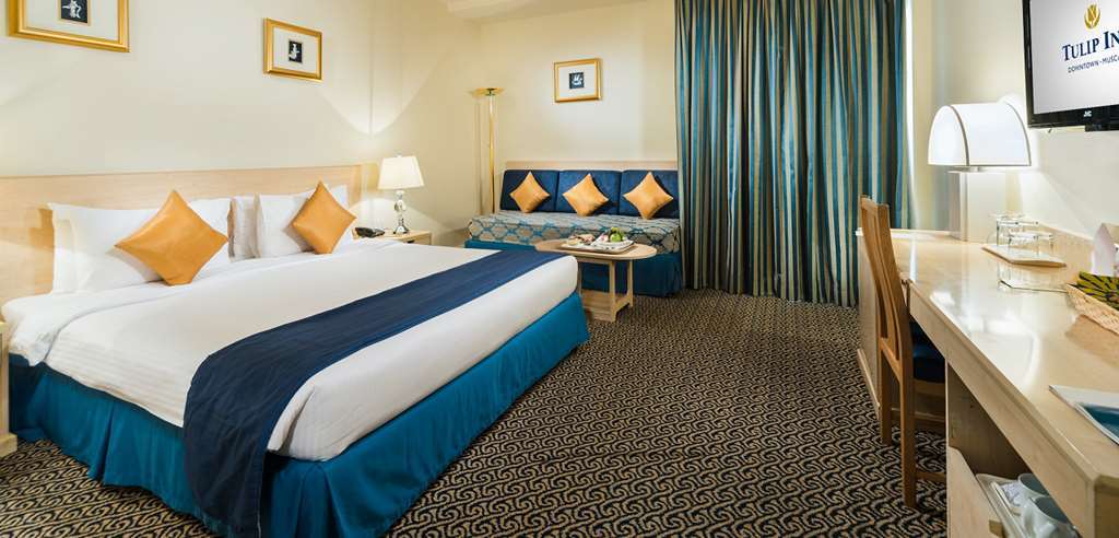 Tulip Inn Downtown Muscat Exteriör bild