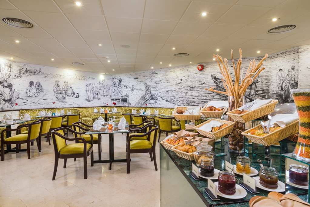 Tulip Inn Downtown Muscat Exteriör bild